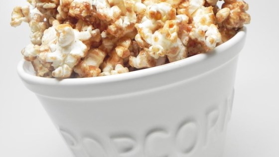 Cinnamon Bun Popcorn for breakfast? … Of course!!