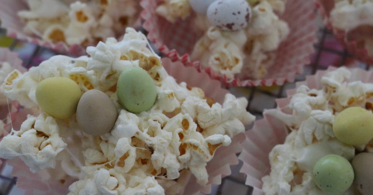 Popcorn Nests for your Easter Treats!